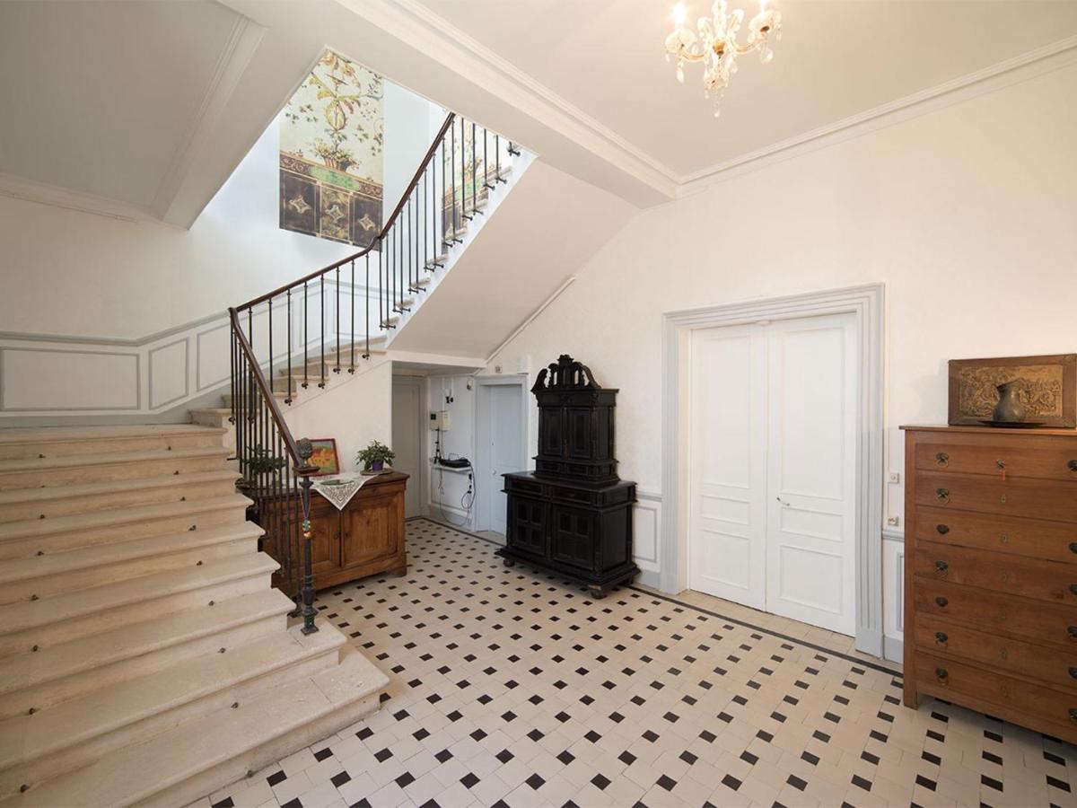 Hotel Chambre d'hotes La maison de Maître à Fontenay-le-Comte Extérieur photo