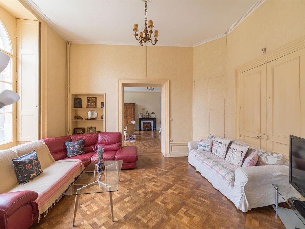 Hotel Chambre d'hotes La maison de Maître à Fontenay-le-Comte Extérieur photo