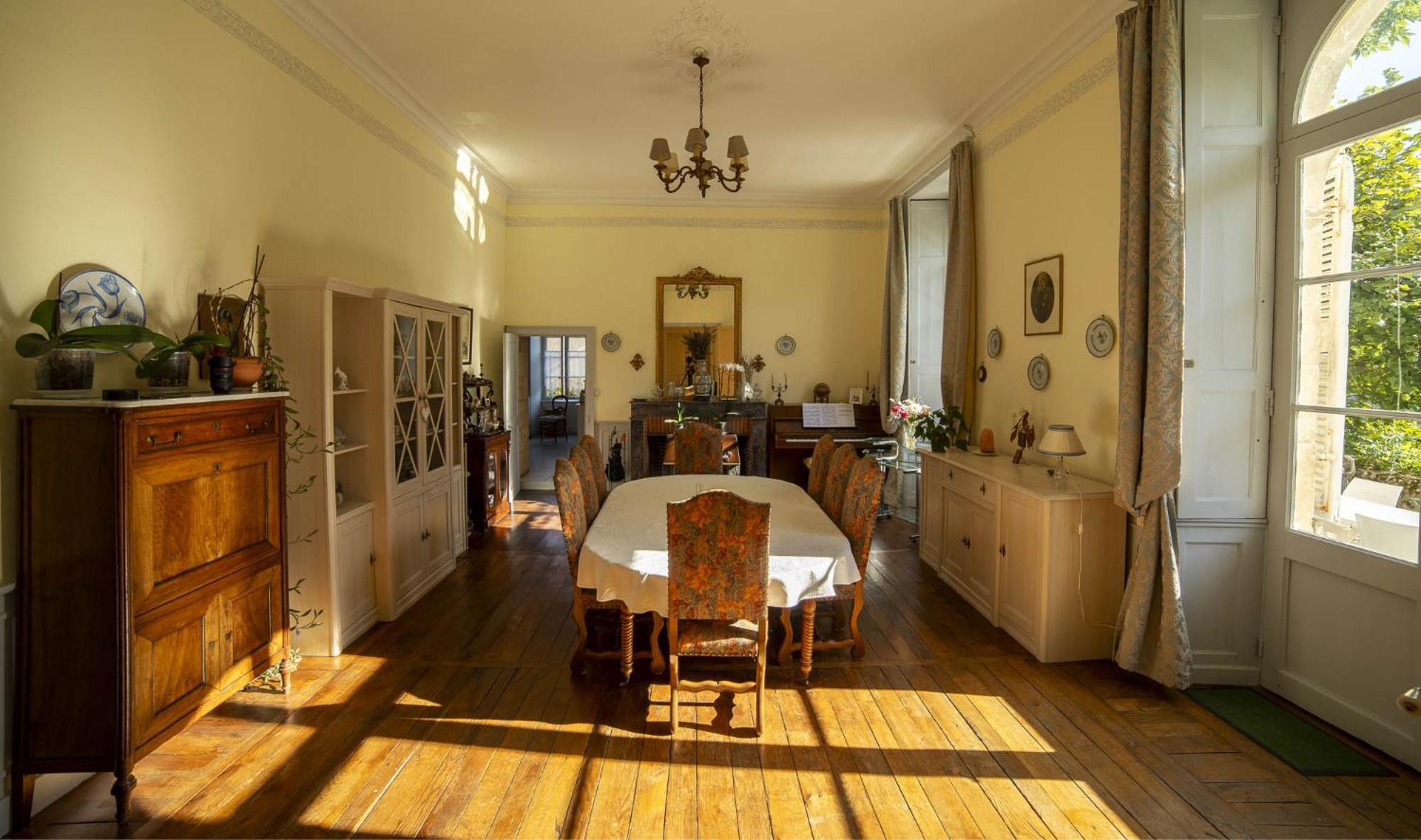 Hotel Chambre d'hotes La maison de Maître à Fontenay-le-Comte Chambre photo