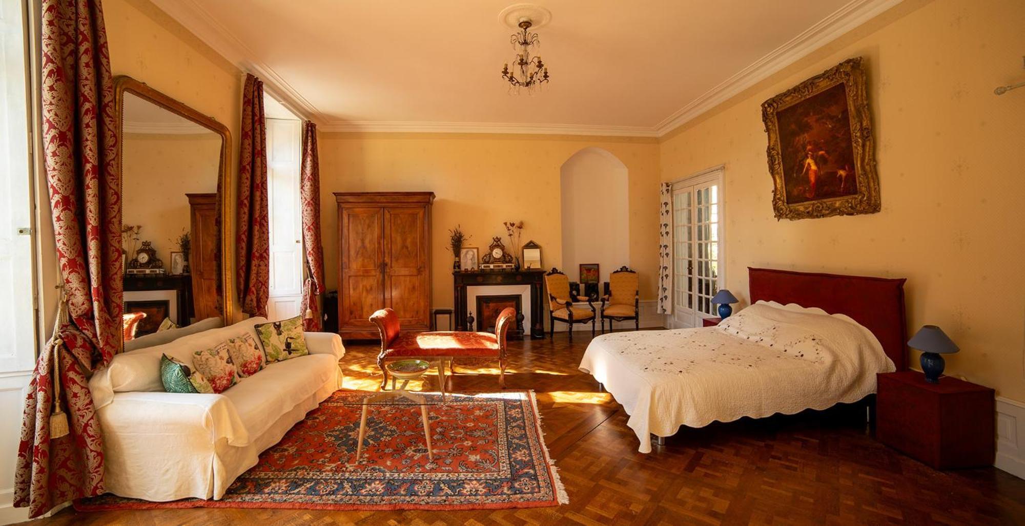 Hotel Chambre d'hotes La maison de Maître à Fontenay-le-Comte Chambre photo